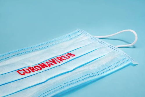 医用口罩质量风波与宠物保险新合作 医药健康领域动态观察